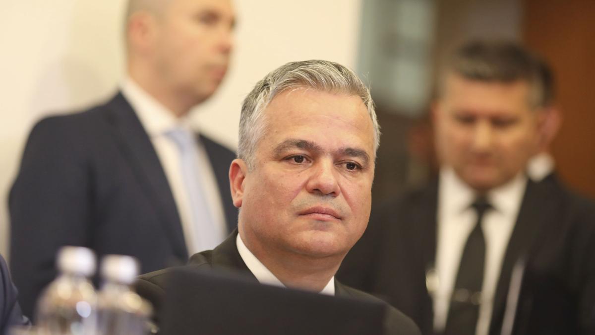Adrian Veștea răspunde acuzațiilor de trădare: Contextul politic și implicațiile pentru PNL