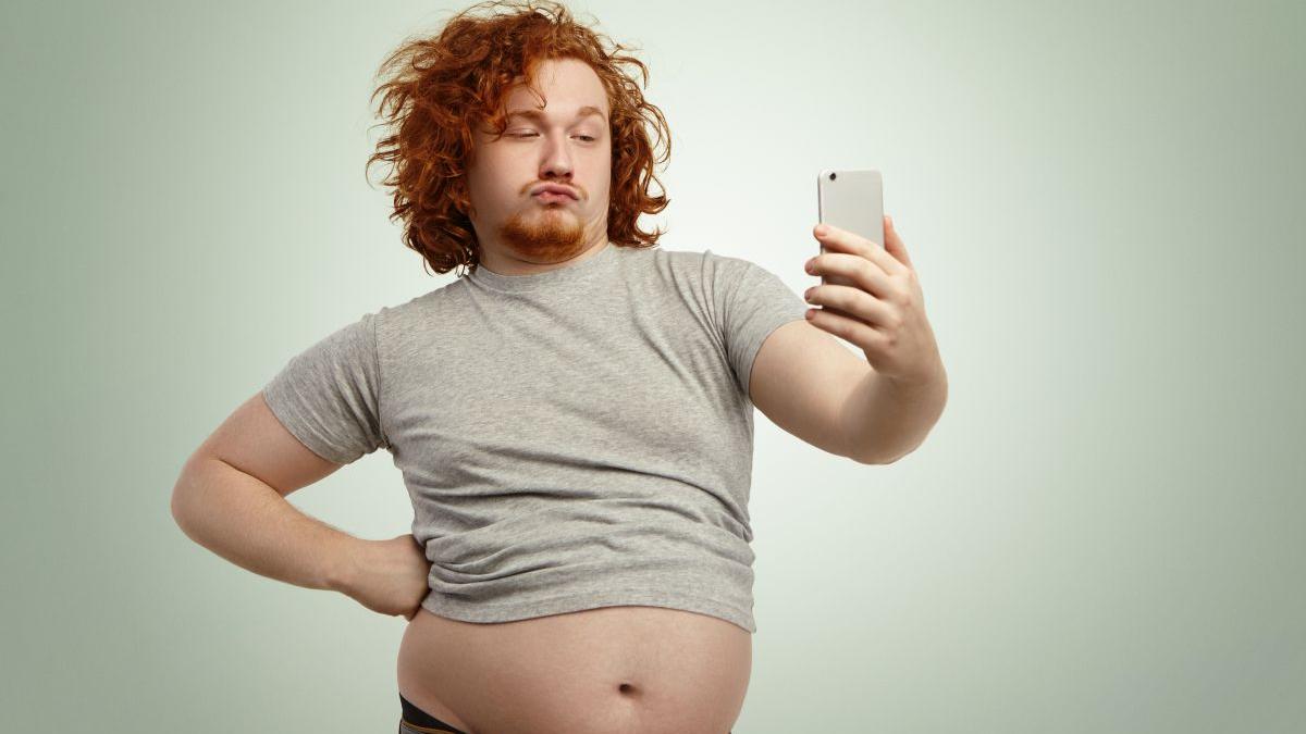 Impactul căsătoriei asupra greutății bărbaților: O analiză a transformărilor fizice și psihologice post-nuntă