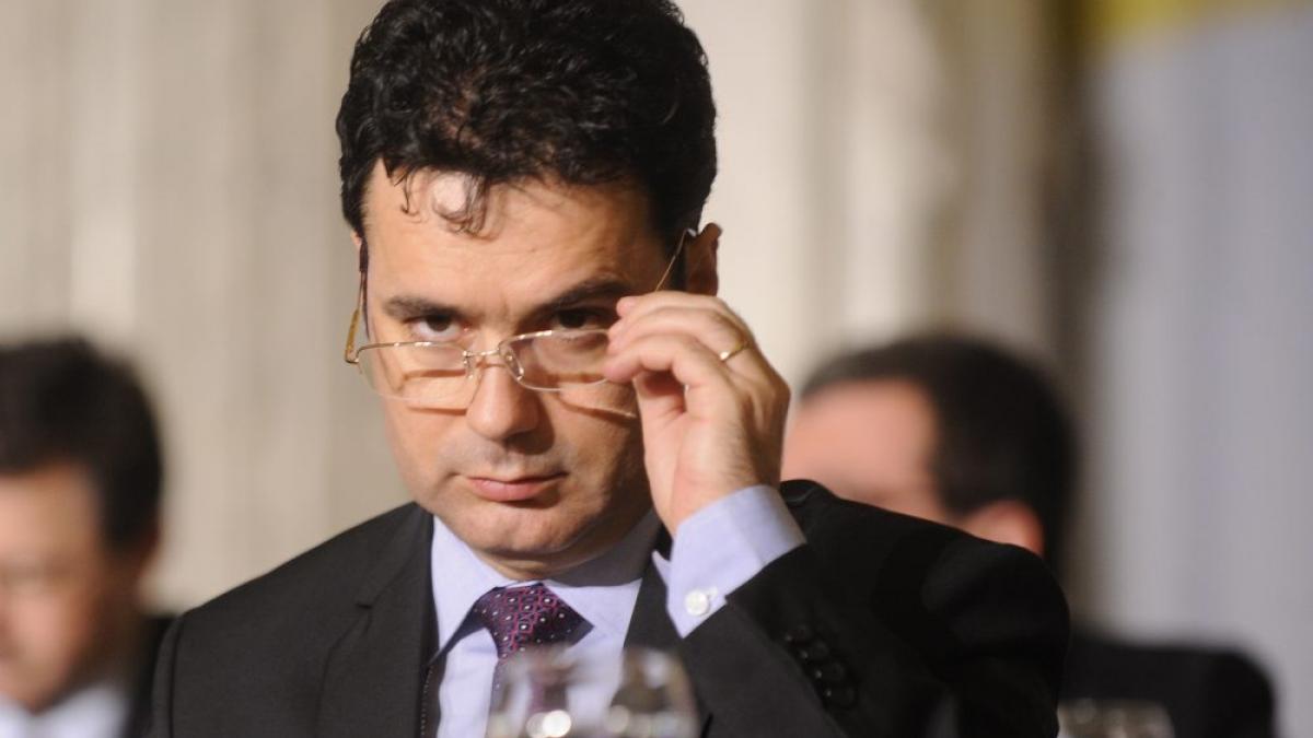 Remus Pricopie solicită consultări politice de urgență: O analiză a contextului și implicațiilor pentru București