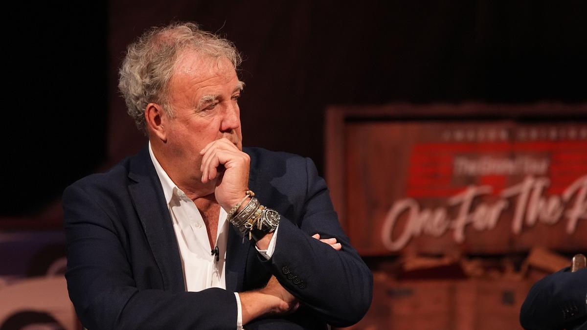 Jeremy Clarkson: O Vedetă de Televiziune în Fața Provocărilor Cancerului Agresiv