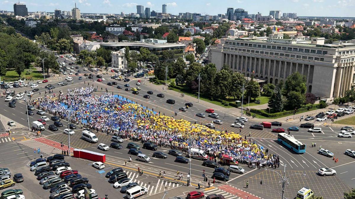 Protestul Sindicatelor din Educație: O Lumină asupra Revendicărilor Cadrelor Didactice și Implicațiile Acestei Mișcări