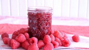 Cum să speli zmeura: Mituri și adevăruri despre pesticidele din fructe