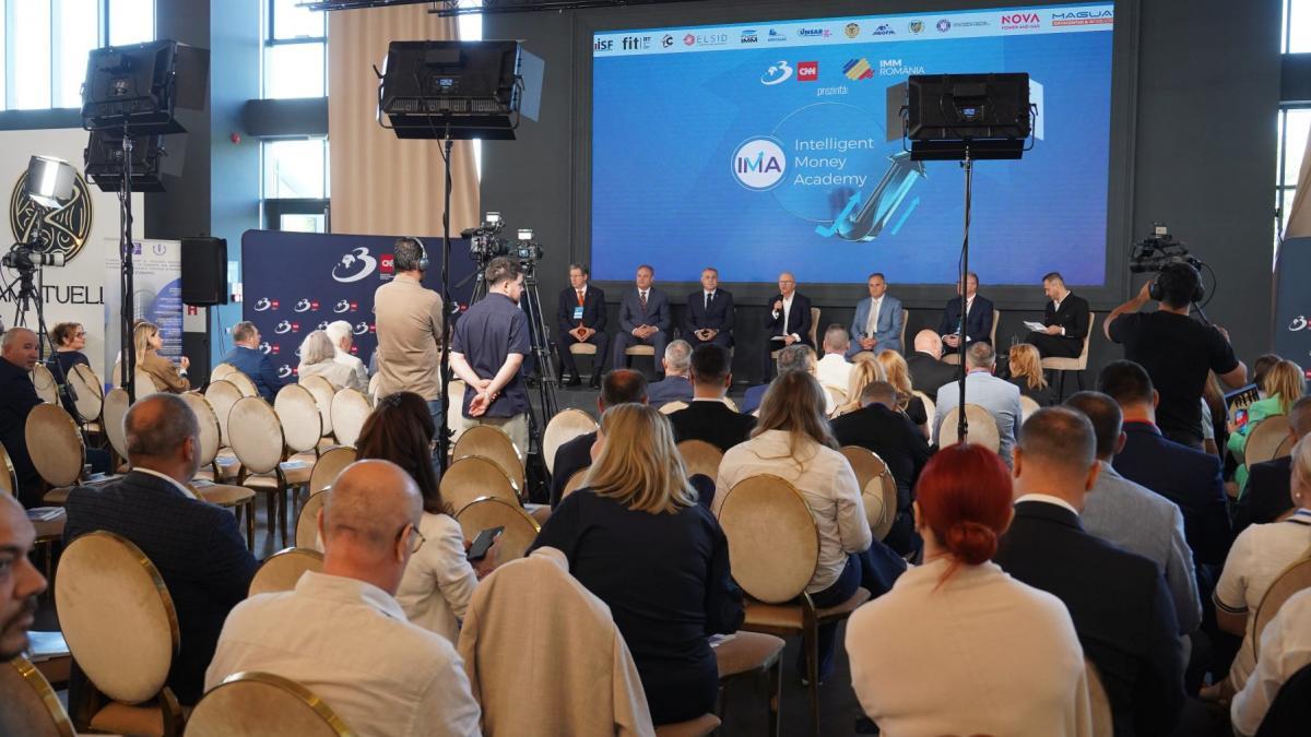 Intelligent Money Academy: Oportunități și Provocări pentru Antreprenorii din Ploiești în Timpul Tensiunilor Economice