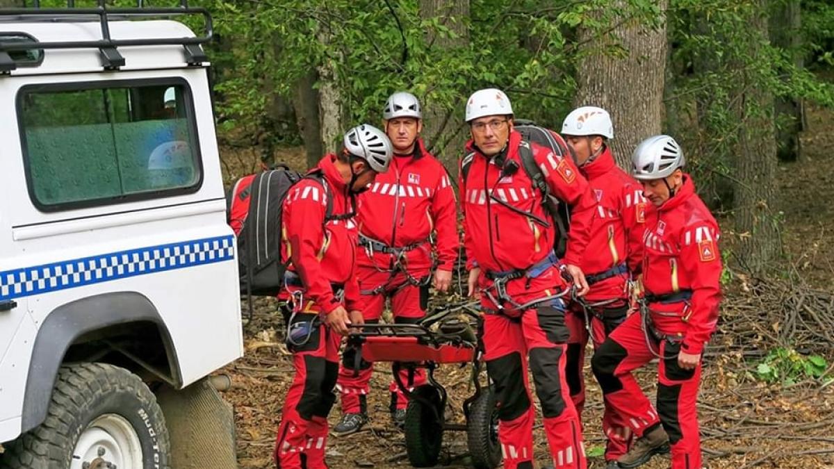 Siguranța pe Traseele Montane: Apelul Salvamont pentru Turiști și Reguli Esențiale