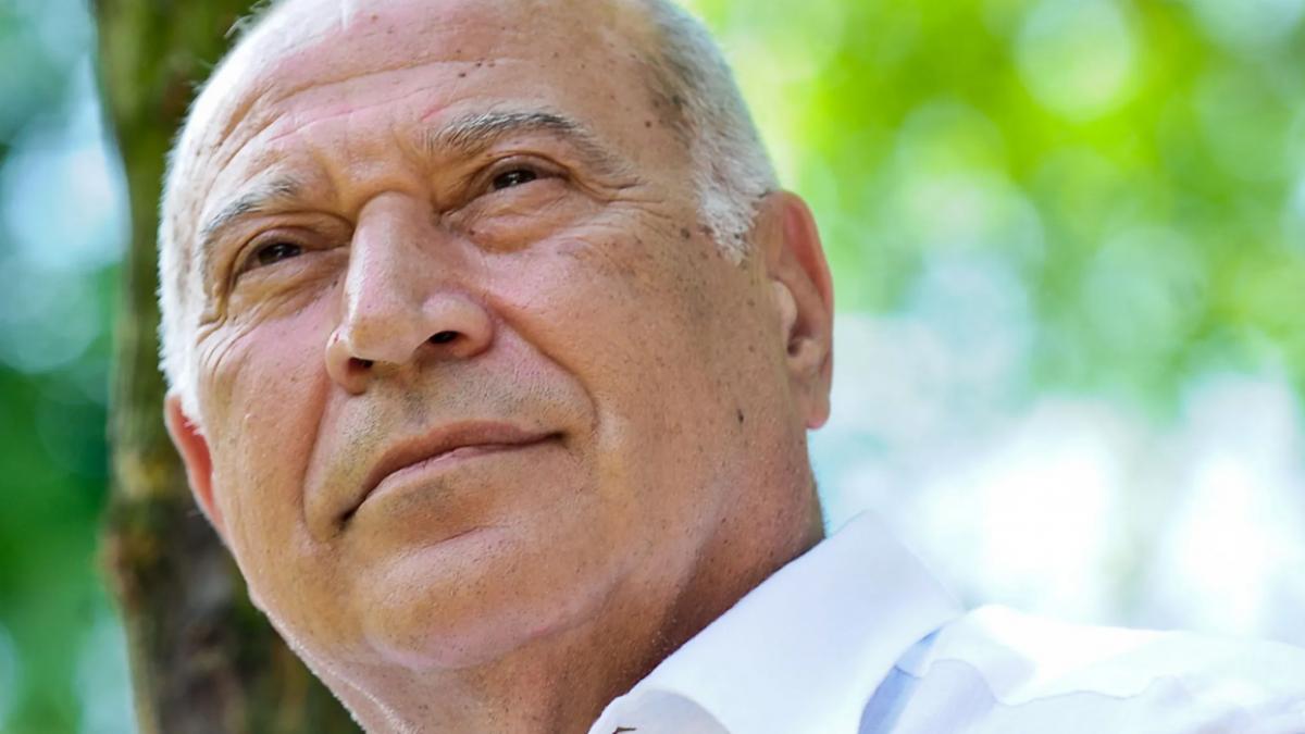 Dan Voiculescu solicită clarificări BNR: Impactul ratei dobânzii asupra românilor și implicarea instituțiilor financiare