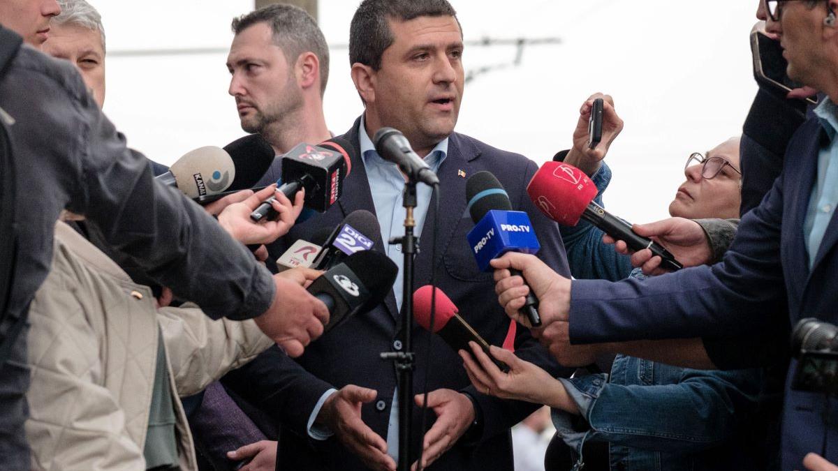 Decizia lui Radu Miruță: O analiză profundă asupra menținerii tarifelor Metrorex și implicațiile acesteia