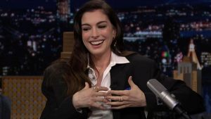 Anne Hathaway la 43 de ani: O nouă viață, un mesaj emoționant și impactul asupra societății moderne
