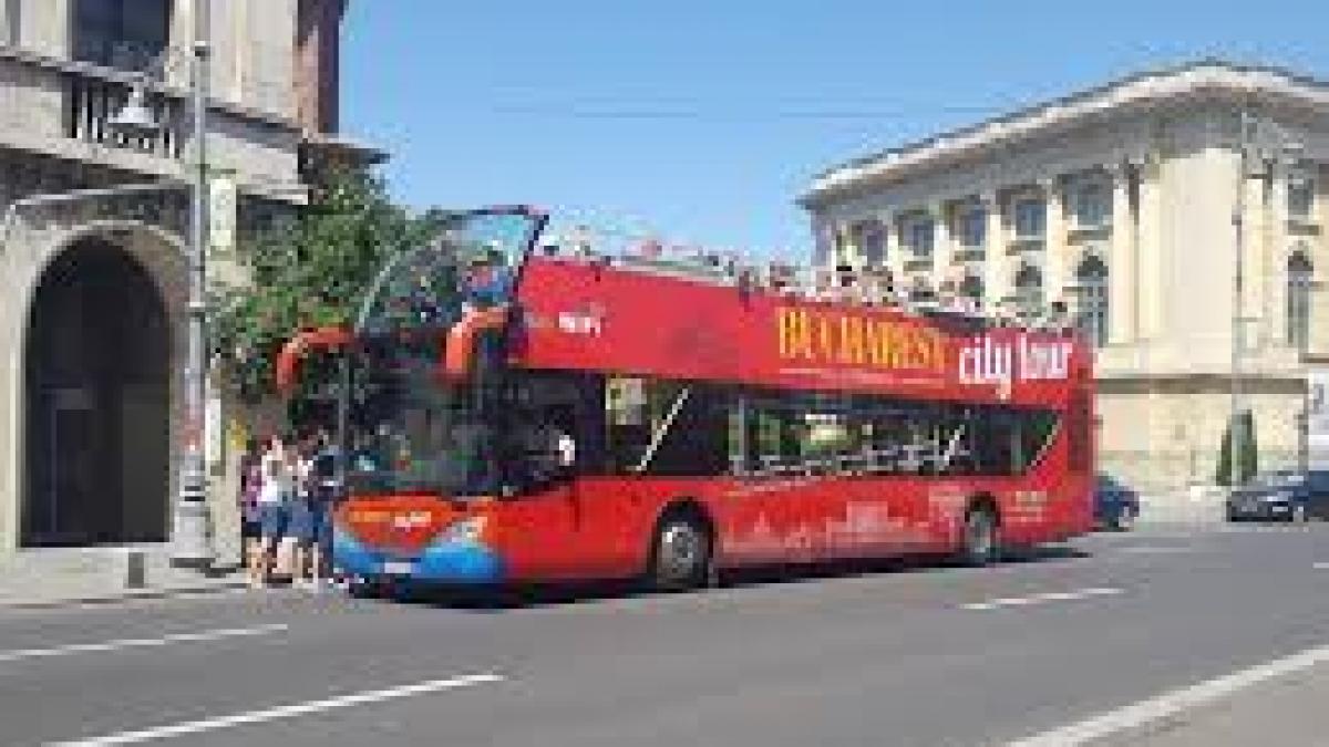 Reducerea Prețurilor pentru Autobuzele Bucharest City Tour: O Oportunitate pentru Turiști și Impactul Asupra Turismului în București