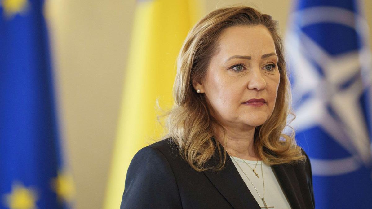 Umilința Publică și Politica Românească: Analiza Confruntării dintre Lasconi și Nicușor Dan