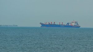 Tensiuni în Golful Persic: Impactul blocării Strâmtorii Ormuz de către Iran în urma atacurilor din Liban