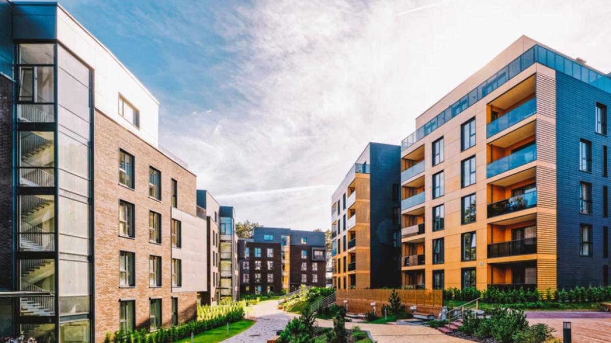 Strategii Eficiente pentru a Economisi 20% la Achiziția unui Apartament