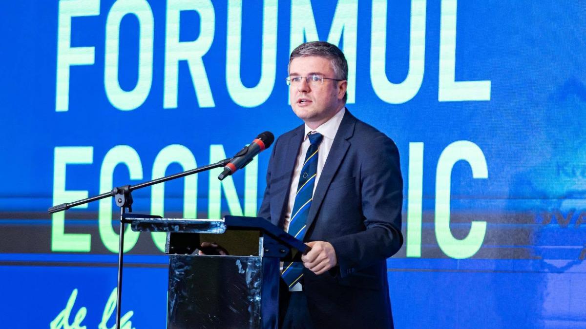 Analiza critică a guvernului Veștea: O caricatură politică plină de aranjamente de culise și trădări