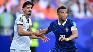 Franța se califică în șaisprezecimile CM 2026: O analiză a performanței și a impactului asupra fotbalului mondial
