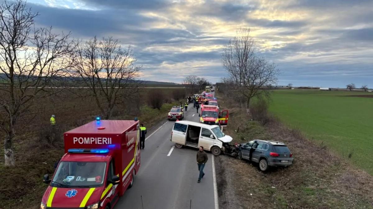 Tragedia din Mehedinți: Un accident rutier devastator și implicațiile sale asupra comunității