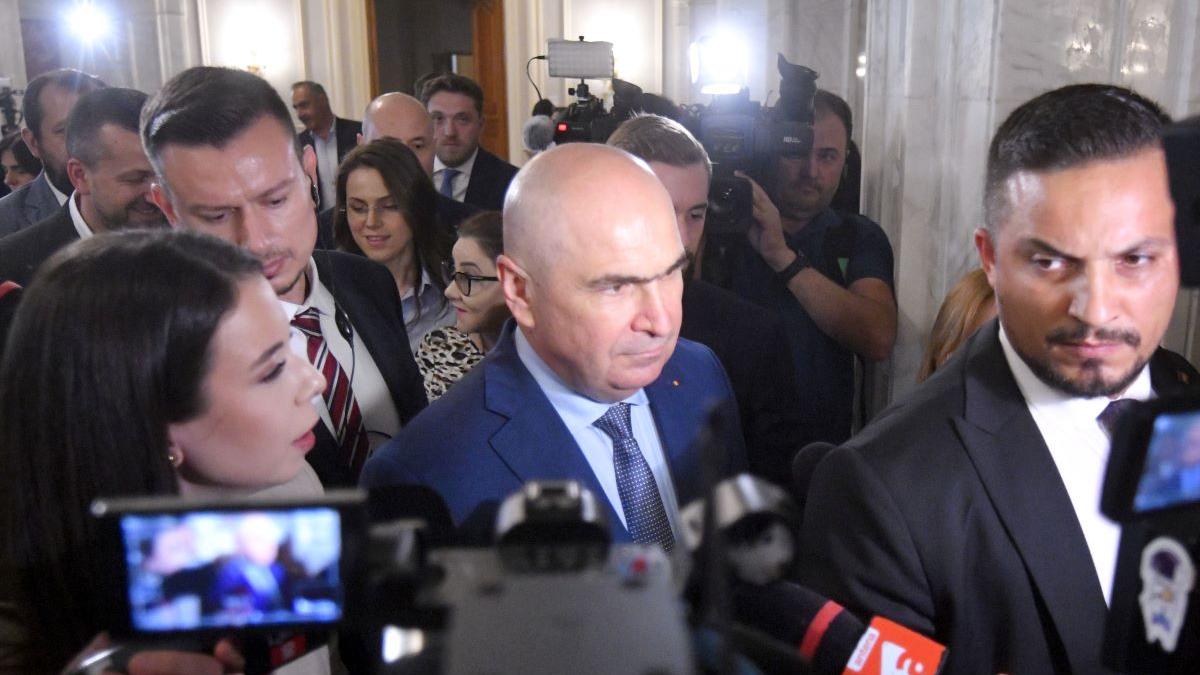 Culisele negocierilor politice: Bolojan, Fritz și Kelemen Hunor înainte de consultările de la Cotroceni