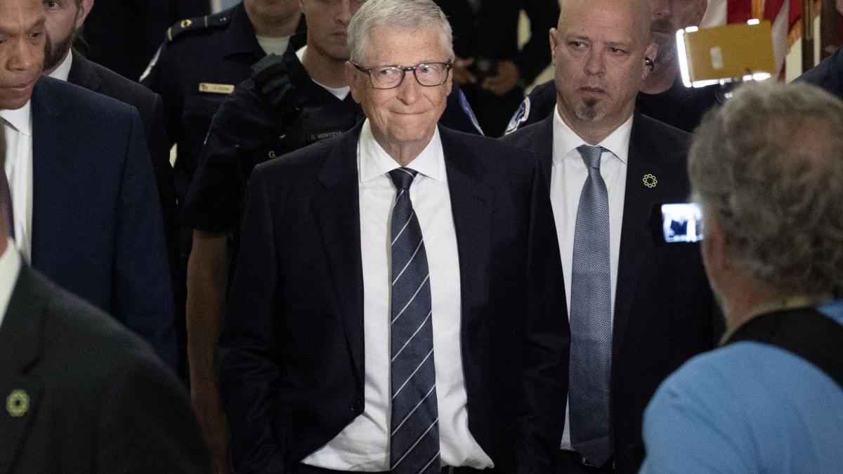 Bill Gates și Revelațiile Controversate: Relații Extraconjugale și Legături cu Epstein