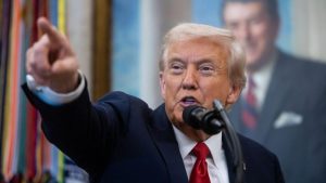 Donald Trump și Războiul din Iran: O Proclamare Controversată a Victoriei