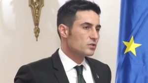Acuze și Contracare: Schimbul Dure de Replici dintre PSD și PNL în Contextul Politic Românesc