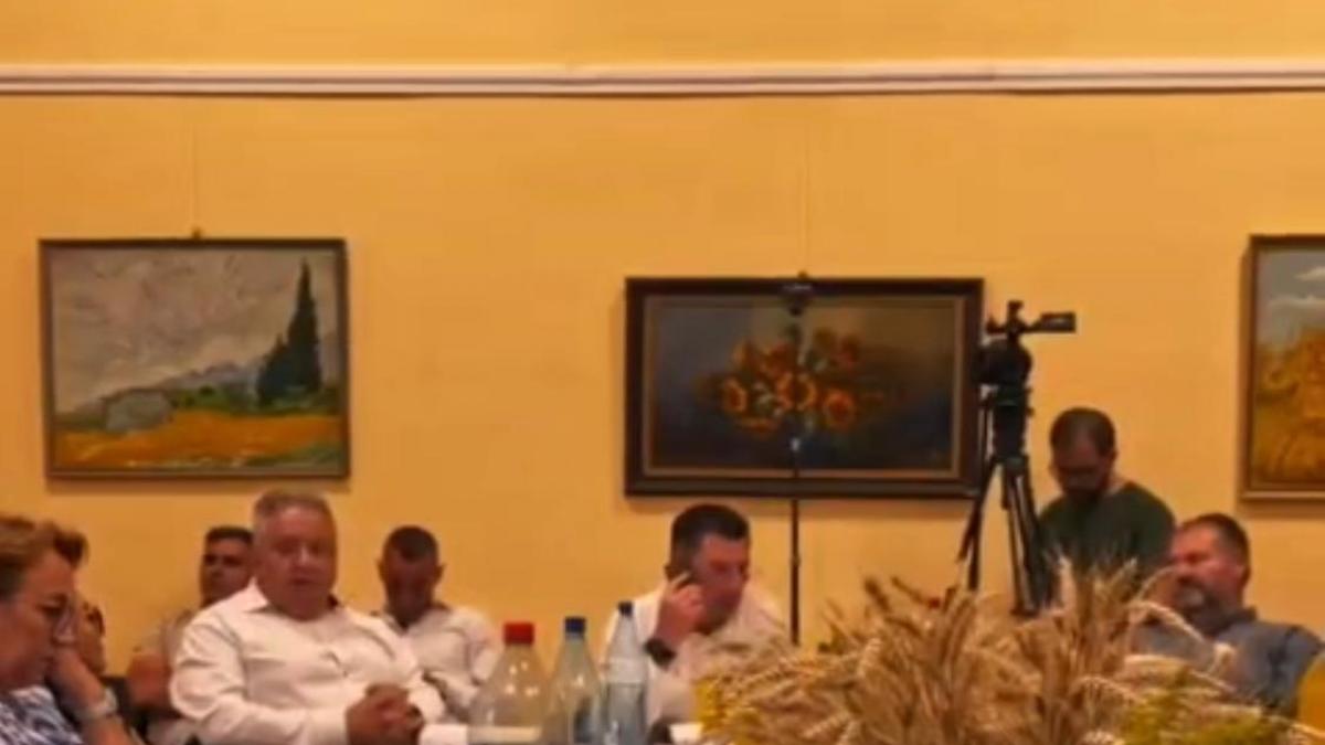 Tensiuni Politice la Sânnicolau Mare: Evacuarea Consilierilor Opoziției și Implicațiile Acestui Derapaj Democratic