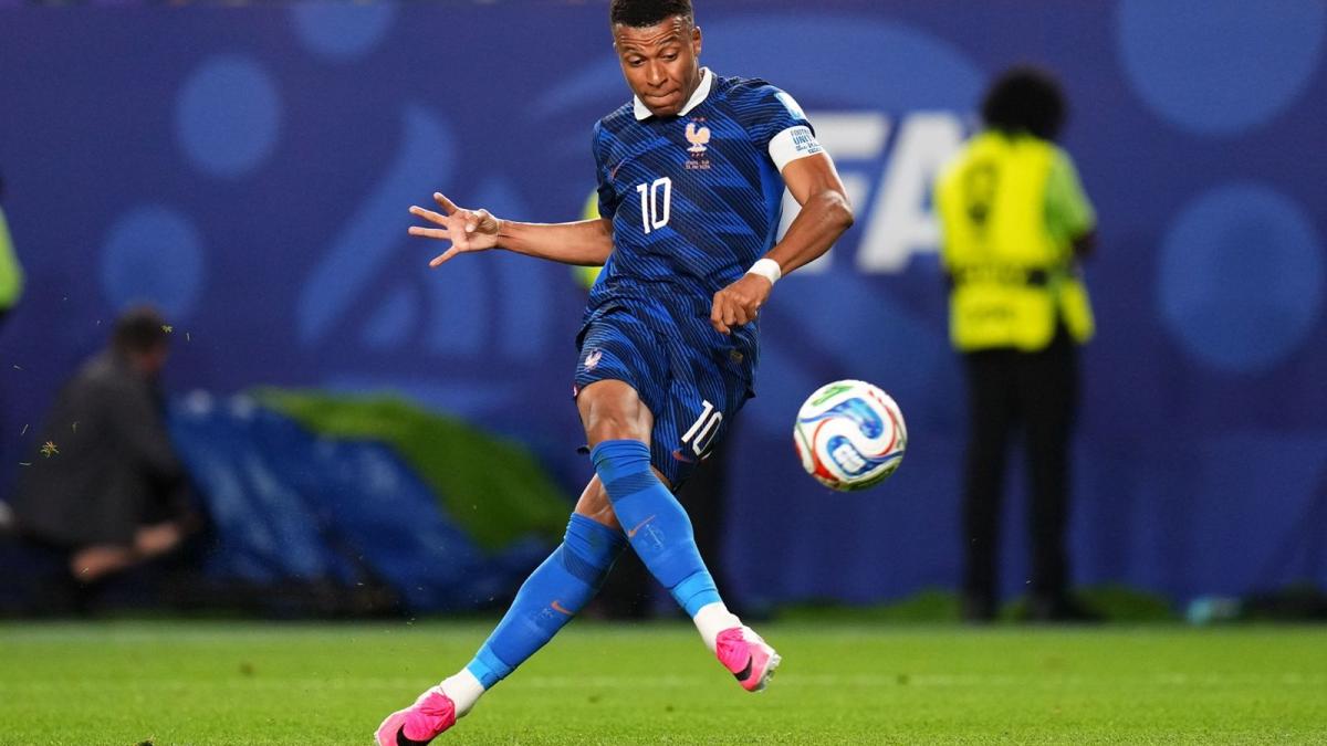 Haaland vs Mbappé: O bătălie epocală în fotbalul contemporan și urmările sale asupra sportului