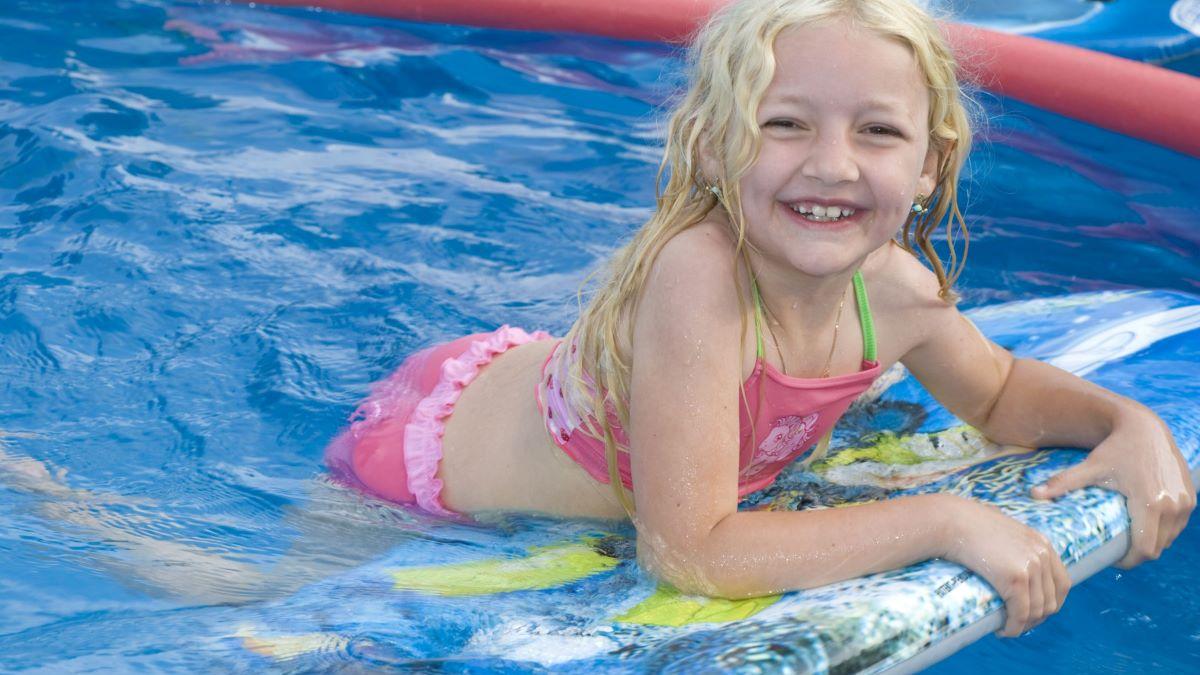 Atenție la piscină! Infecțiile de vară și riscurile de sănătate în sezonul cald
