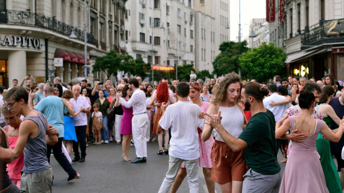 Activitățile care au îmbunătățit sănătatea mintală în anii ’60 și ’70: Lecții pentru prezent
