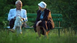 Cum o simplă întrebare poate influența speranța de viață: O analiză detaliată a longevității