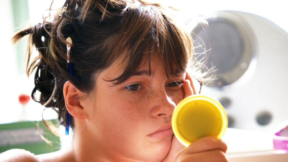 Tonerul cu turmeric: Remediul natural care transformă îngrijirea tenului și cucerește internetul