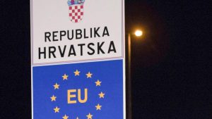 Amenda uriașă pentru un italian cu mașină înmatriculată în România: O lecție despre reguli și responsabilitate la graniță