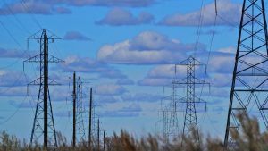Impactul valului de căldură din Europa: Penele de curent și provocările energetice globale