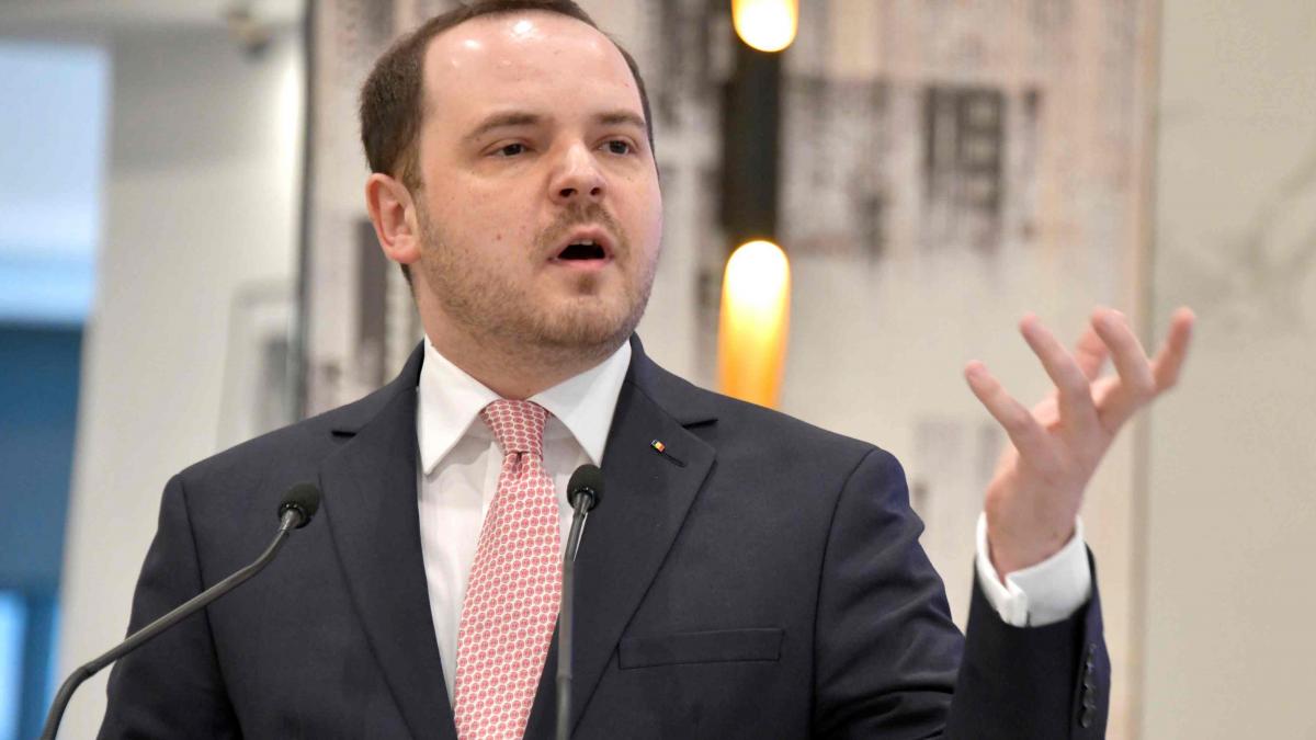 Alexandru Rogobete și critica reformelor economice: O analiză profundă a impactului asupra societății românești