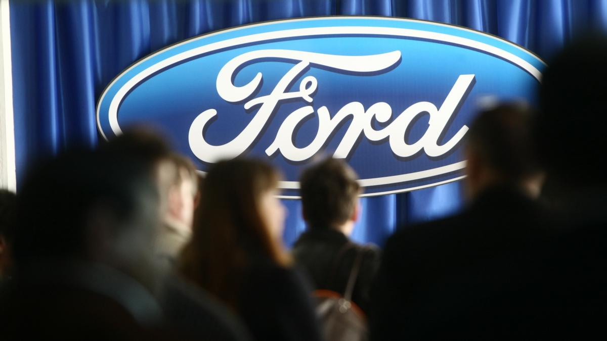 Inteligența Artificială și Viitorul Inginerilor: Lecții din Experiența Ford