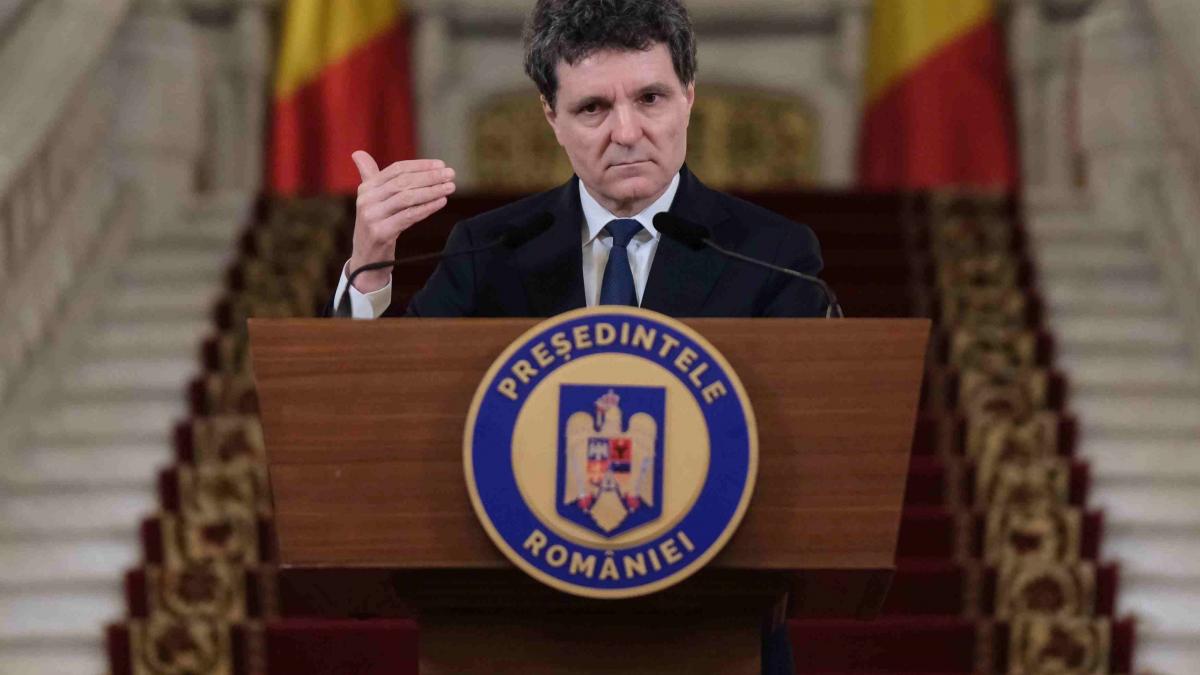 Provocările marketingului politic în România: Dilema AUR și viitorul electoral până în 2027