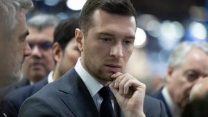 Jordan Bardella: Iubirea și Ambițiile Politice – O Analiză Detaliată a Impactului Relațiilor Personale în Cariera Politică