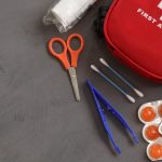 Trusa medicală de călătorie: Ghid complet pentru o pregătire optimă în fața problemelor de sănătate