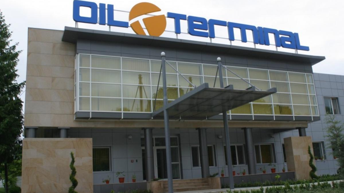 Ultima Încercare de Negociere înainte de Greva de la Oil Terminal: Un Conflict cu Implicații Profunde