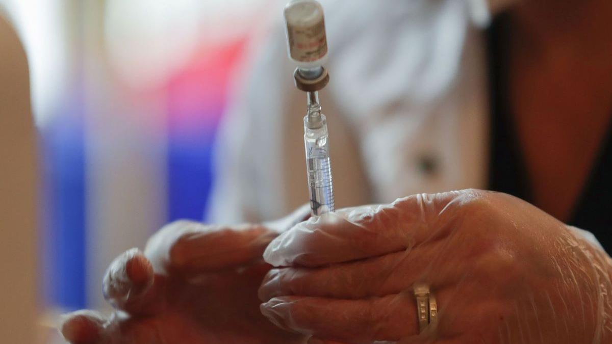 Impactul Deciziilor Oficiale în Scandalul Vaccinurilor Anti-COVID: Ce Ne Spun Documentele Deschise