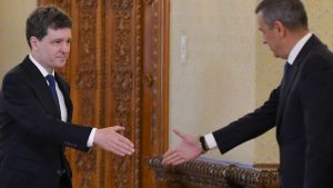 Criza politică din România: Refuzul lui Nicușor Dan și implicațiile unei majorități fragile