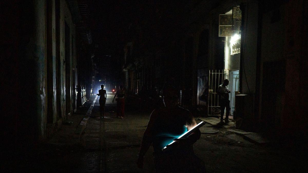 Blackout în Cuba: O țară în întuneric și provocările unei economii fragile