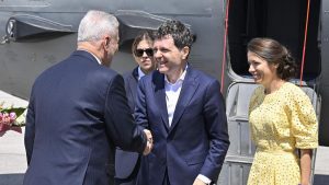 Mirabela Grădinaru la Summitul NATO: Stil, Prezență și Implicații Politice