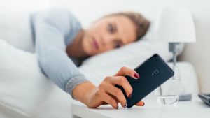 Tehnologia și somnul: Riscurile ascunse ale ceasurilor inteligente