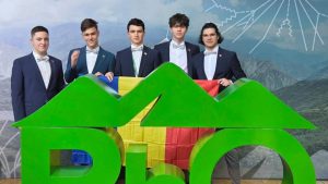 România Învinge la Olimpiada Internațională de Fizică: O Analiză Detaliată a Performanțelor și Impactului Asupra Educației