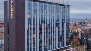 Strategiile Inovatoare ale Managerilor de Succes în Turismul Românesc: O Analiză Detaliată