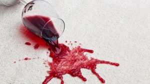 Descoperirea neobișnuită: Cum crema de ras poate curăța petele de pe saltea și ce înseamnă acest lucru pentru gospodării
