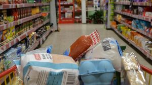 Trucurile Psihologice Care Îți Îndreaptă Cumpărăturile: Cum Supermarketurile Te Fac Să Cheltuiești Mai Mult