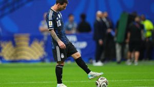 Messi și Yamal: O rivalitate între vechi și nou în fotbalul mondial