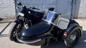 Inovație pe două roți: Motocicleta electrică cu ataș – O revoluție în mobilitate