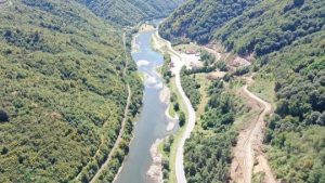 Fără restricții de trafic pe Valea Oltului: O analiză a impactului și a contextului socio-economic