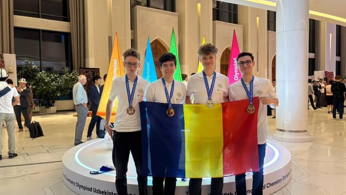 România Strălucește pe Scena Internațională: Succesul Elevilor Români la Olimpiada de Chimie din Uzbekistan