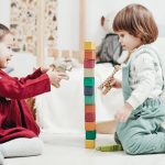 Construirea și Gândirea Spațială: Impactul Joacăi cu Piese Asupra Dezvoltării Cognitve la Copii